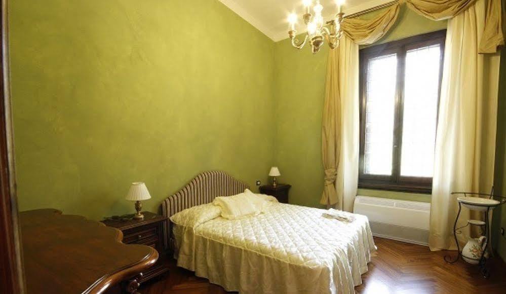 Villino Il Leone Hotel Florence Exterior photo